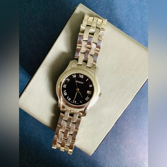 Modern GUCCI black dial ROMAN hours watch 🖤🤍🖤🤍🖤 - Picture 3 of 14